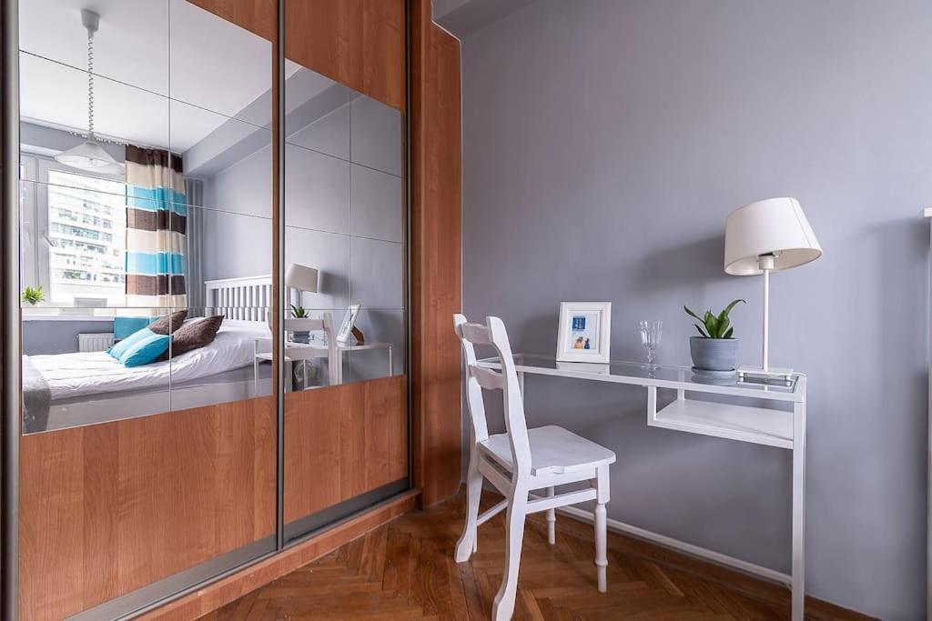 Central Station Gold Street Apartment Varsó Kültér fotó